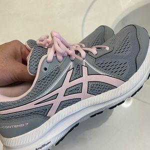 Women’s ASICS Gel-Contend 7 Tennis Shoes - Size 7.5